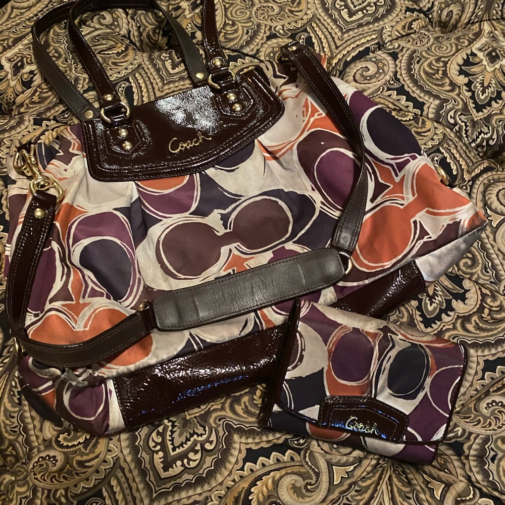 GORGEOUS EUC MATCHING COACH PURSE & wallet 💓